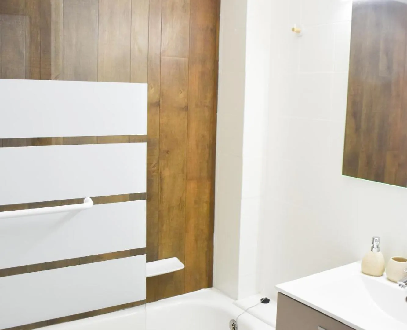 La Neu Studio Neuf Pour 4 Pax En Centre Ville Pas De La Casa Apartament